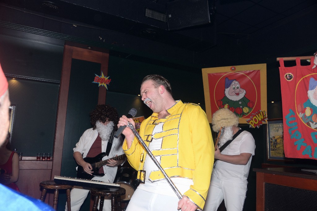 ../Images/Held op sokken feest 115.jpg